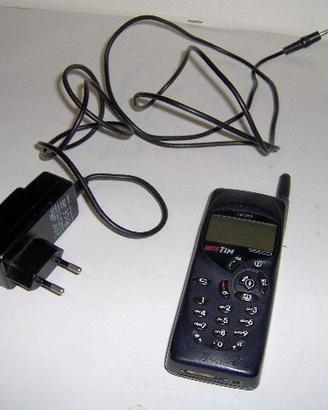 Alimentatore GSM Tim TEO 9,4V 700 mA, alimentatore