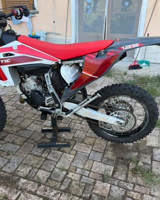 Fantic xe 125 (2025)-pari al nuovo solo 13 ore
