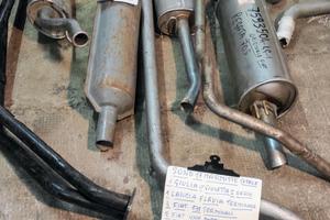 Ricambi vari di Auto in blocco