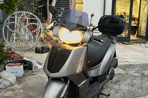 Kymco people 300i