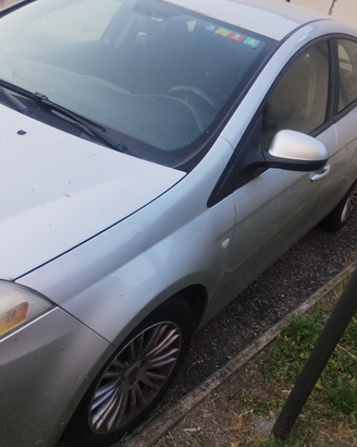 Fiat bravo per esportazione /pezzi di ricambio