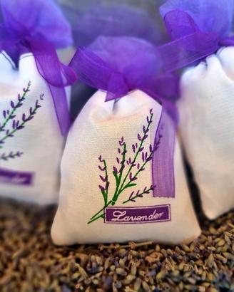 sacchetti e fusi  di lavanda 