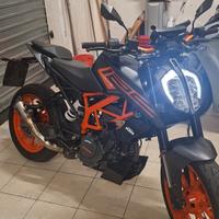 KTM 125 DUKE 2022