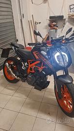 KTM 125 DUKE 2022