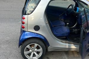 Smart 600 benzina blu