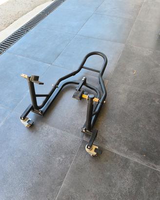 Cavalletto moto con ruote e freni 