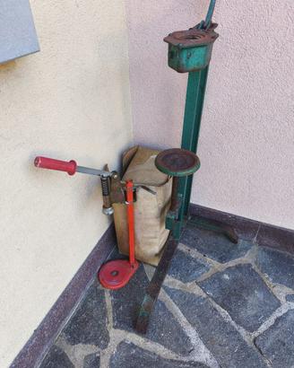 Coppia di tappatrici vintage (sughero e corona)