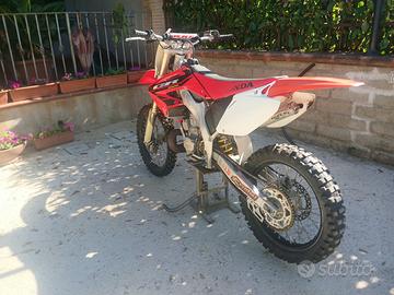 moto da cross cr 250 2 tempi 2004