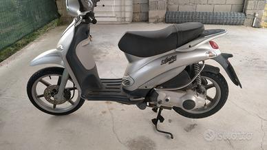 Scooter Piaggio Liberty 125