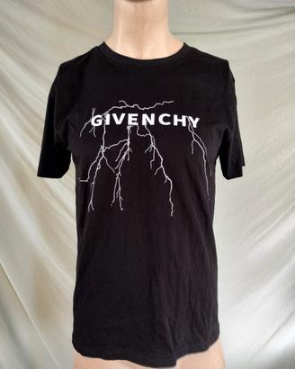 T'shir Givenchy 