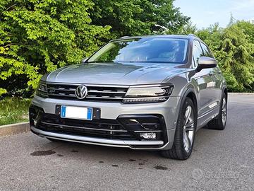 Volkswagen Tiguan 2.0 tdi R-Line 4motion dsg