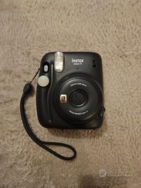 FUJIFILM INSTAX MINI 11