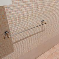 Accessori bagno - Consegna a mano