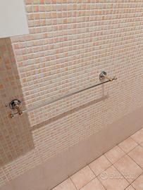 Accessori bagno - Consegna a mano