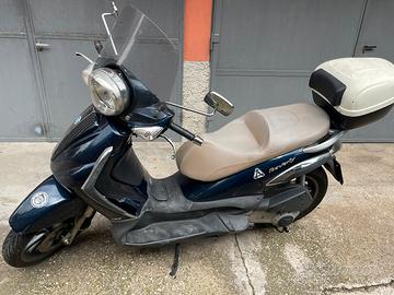 Piaggio Beverly 125