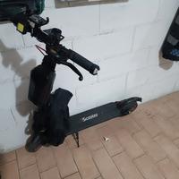 Monopattino Iscooter W7 