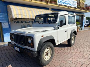 LAND ROVER Defender 90 2.5 Td5 3 posti
