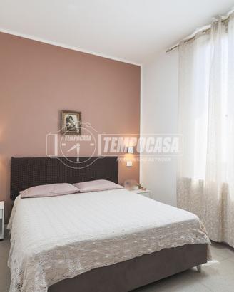 CASA AL PIANO TERRA CON INGRESSO INDIPENDENTE E GA