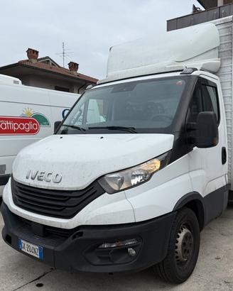 Iveco Daily 35S18/175CV/3.0/SPONDA/2022