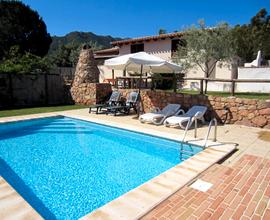 Villetta con piscina - Cardedu - Ogliastra