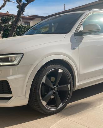 Audi Q3 2.0 TFSI Quattro