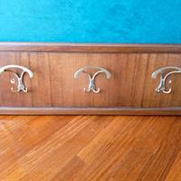 Appendiabiti in legno