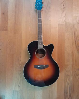 chitarra yamaha compass series
