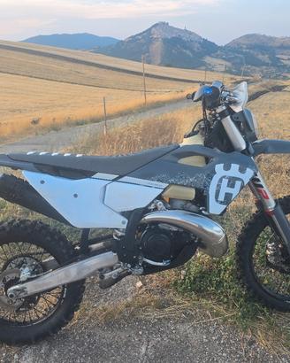 Husqvarna TE300TBI PRO