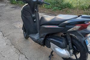 scooter sh 300