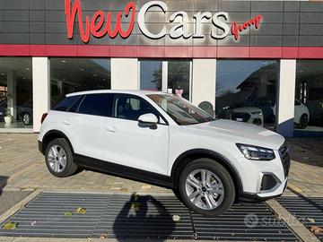 AUDI Q2 35 TFSI S tronic Business AdvancedNAVI-M