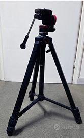 Treppiede robusto vintage.