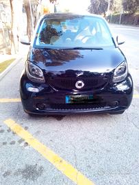 Smart fort  two benzina consumi bassissimi
