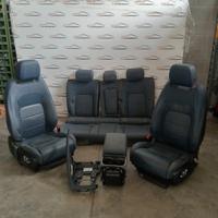 Kit sedili interni in pelle nera Jaguar F-Pace 201