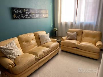 Divano Frau 2 e 3 posti pelle colore giallo