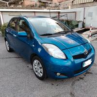 Toyota Yaris 1.0 5 porte Sol