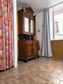 Credenza fine 1800