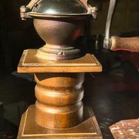 Macinacaffè antico Peugeot