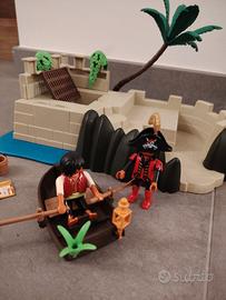 Superset covo dei pirati Playmobil 