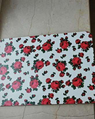 Tagliere vintage con fiori quadretto rose rosse re