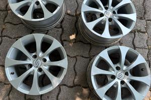 Kit 4 Cerchi in Lega MIM da 15”-6,5Jx15H2 (ET35)