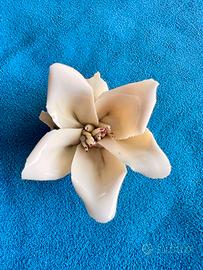 Fiore in porcellana Capodimonte