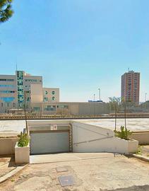 Ampio posto moto in box