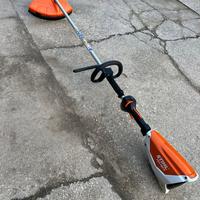 Decespugliatore stihl