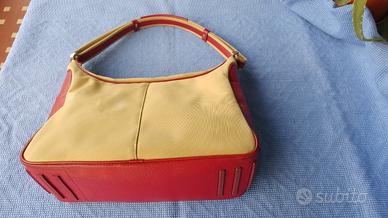 Borsa in pelle e tela