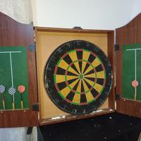 freccette con custodia in legno 