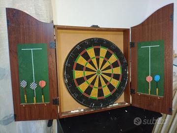 freccette con custodia in legno 