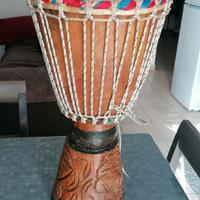 Djembe (bongo) artigianale in buone condizioni