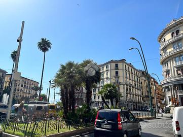 AUTORIMESSA A NAPOLI