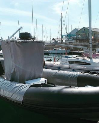 GOMMONE DA PESCA TEMPEST 750