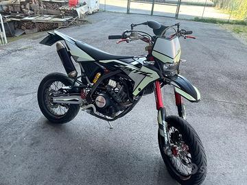 Fantic motard 125 4t competition